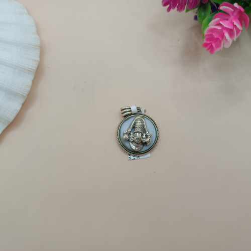 MOP GOD PENDANT
