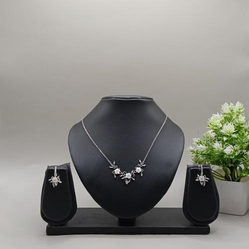 MOP NECKLACE SET