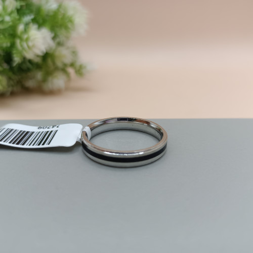 BAND RING B
