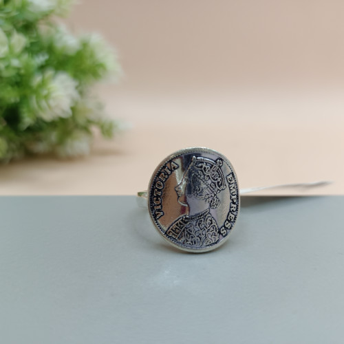 COCKTAIL RING