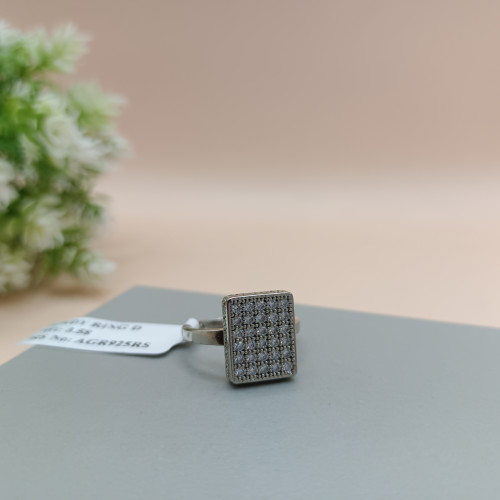 LADY RING D