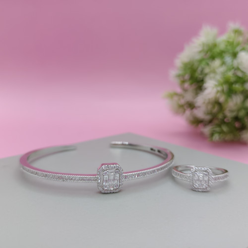RING & KADA