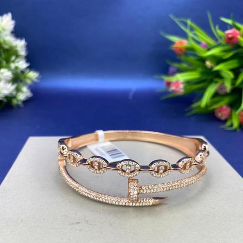 LADY CZ KADA_HM
