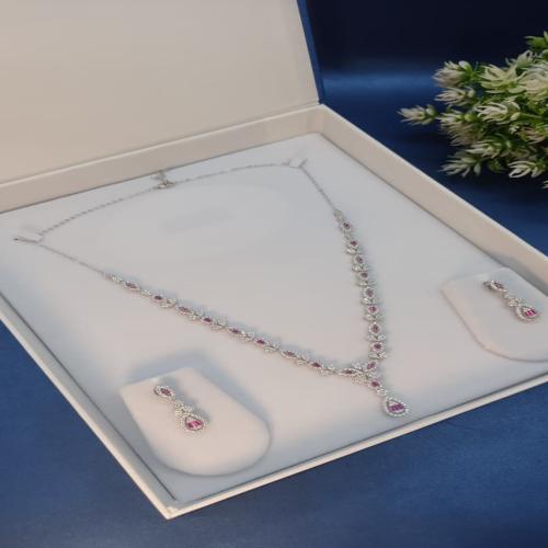 IMP NECKLACE