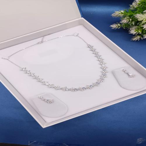 IMP NECKLACE